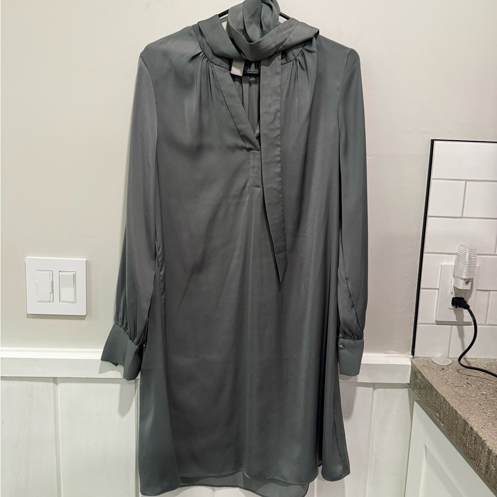 H&M Gray Long Sleeve Dress with Belt